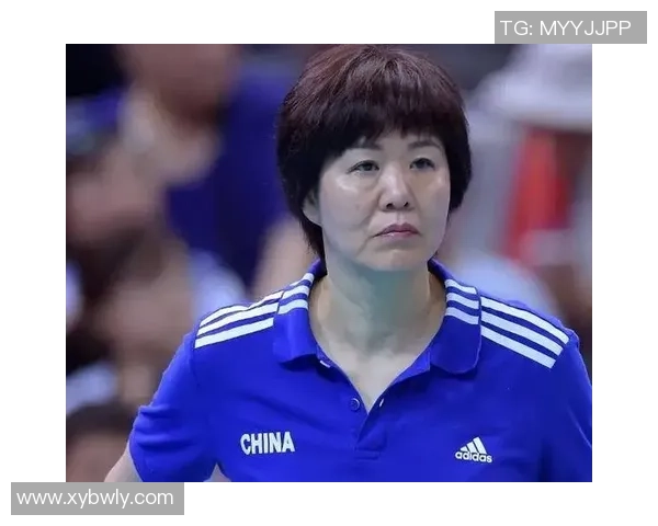 中国女排两代传奇主帅同框！郎平探望89岁的恩师，意气风发太有爱